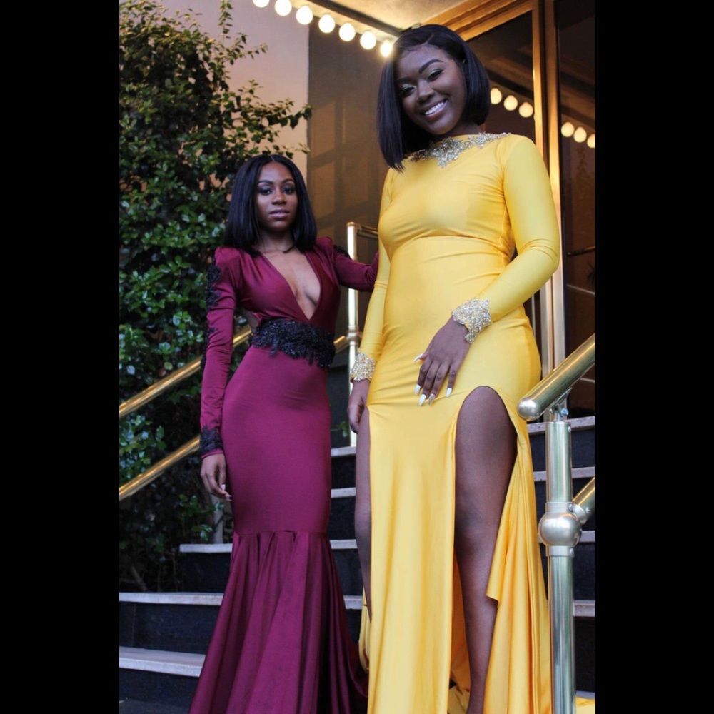 BEAUTIFUL PROM DRESS with negotiable price